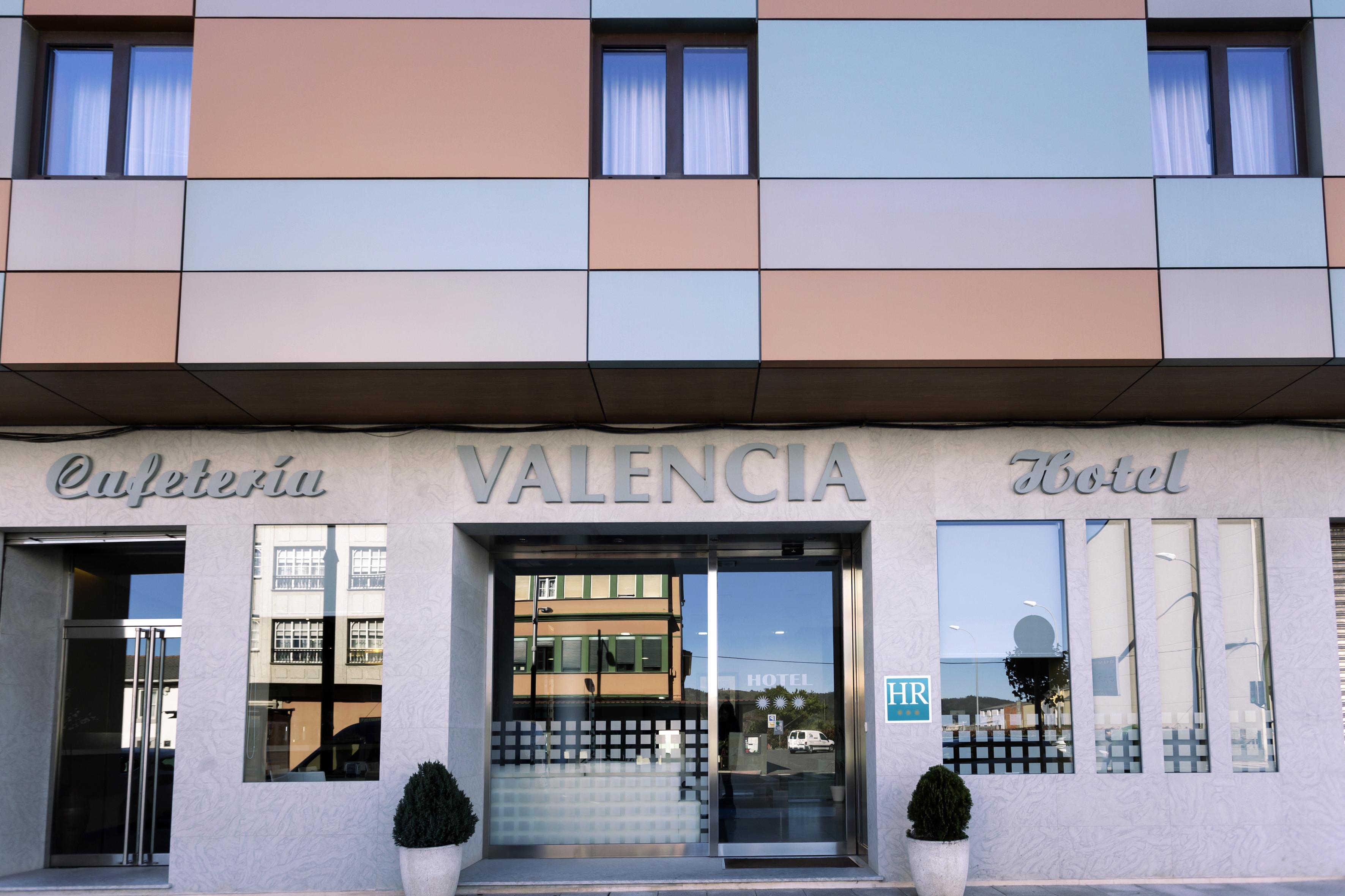 Hotel Valencia فيرول المظهر الخارجي الصورة