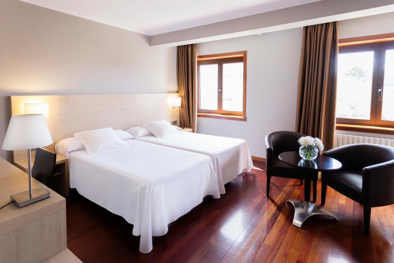 Hotel Valencia فيرول المظهر الخارجي الصورة